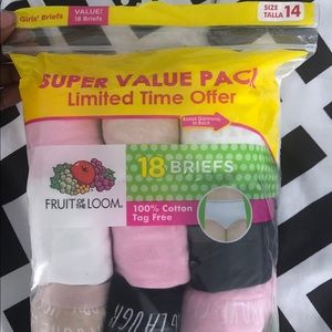 Fruit of the Loom Girls Briefs, 18ct Sz 14